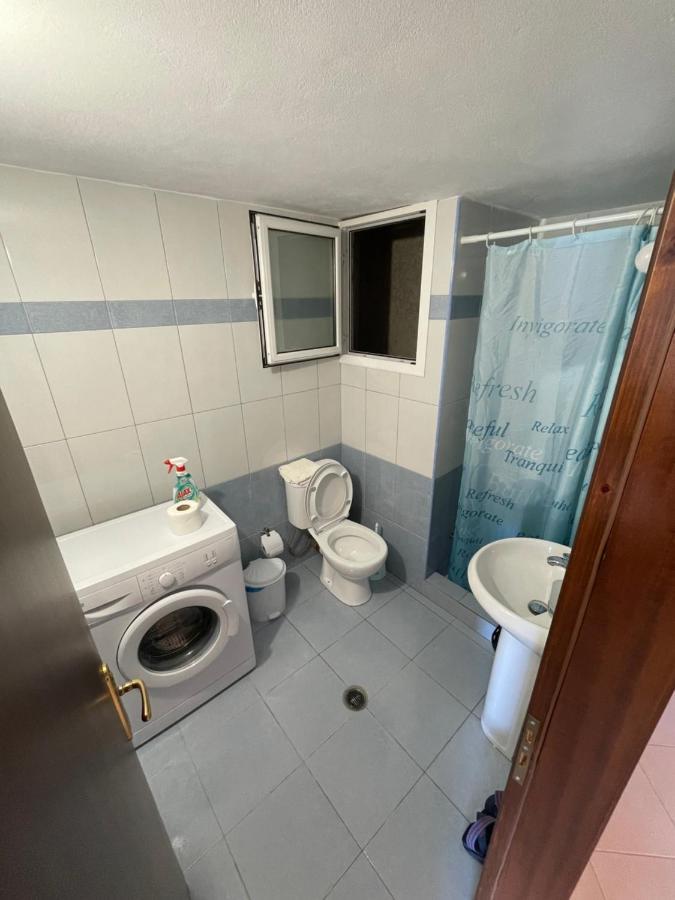 L.T. Apartment 5Th Street ซารานเดอ ภายนอก รูปภาพ