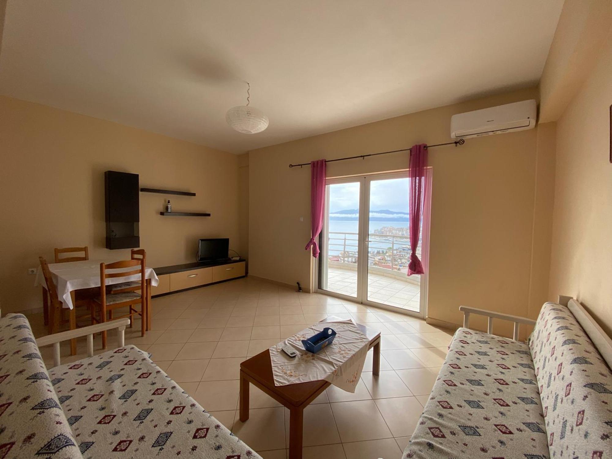 L.T. Apartment 5Th Street ซารานเดอ ภายนอก รูปภาพ